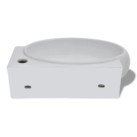 Ceramiczna umywalka z otworem przelewowym i na kran, biała Ceramiczna umywalka z otworem przelewowym i na kran, biała