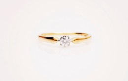 Złoty pierścionek PXD1929 - Diament