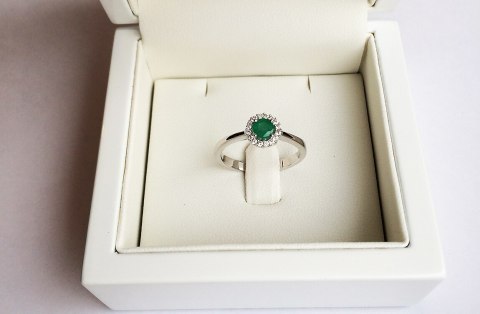 Złoty pierścionek PBD3857 - Diament