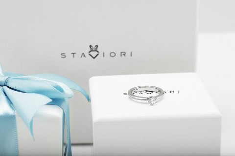 Złoty pierścionek PBD4409 - Diament