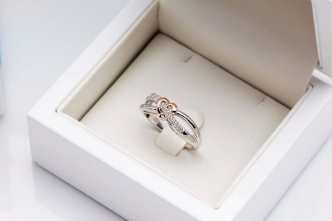 Złoty pierścionek PXD3605 - Diament