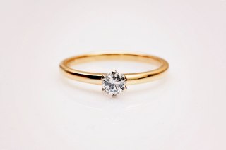 Złoty pierścionek PZD4409 - Diament