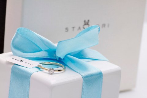 Złoty pierścionek PXD4103 - Diament