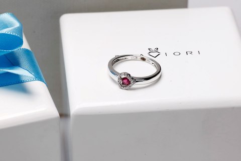 Złoty pierścionek PBD3865 - Diament