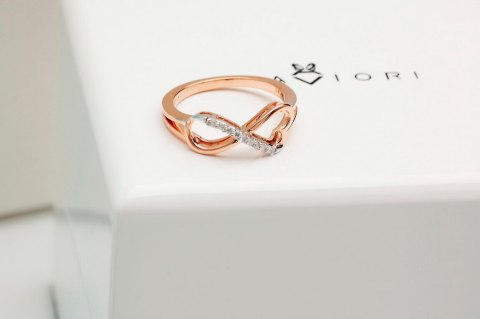 Złoty pierścionek PXD3907R - Diament