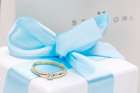 Złoty pierścionek PXD4744 - Diament