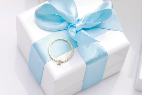 Złoty pierścionek PXD4744 - Diament