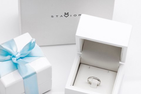 Złota obrączka PBD4790 - Diament