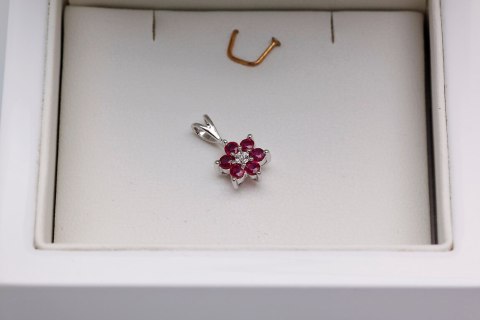 Złoty wisiorek WBD1169 - Diament