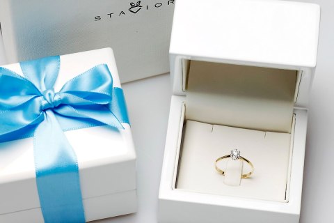 Złoty pierścionek PXD4837 - Diament