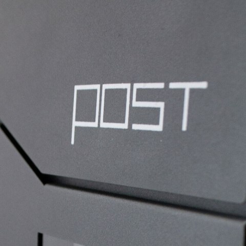 SKRZYNKA Pocztowa na prasę gazetnik