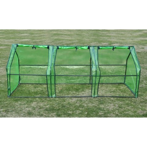 Szklarnia ogrodowa z trzema otworami wejściowymi