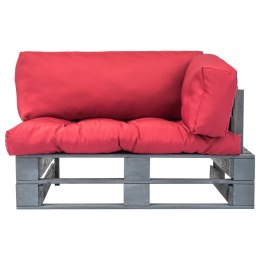 Ogrodowa sofa z palet, z czerwonymi poduszkami, sosna