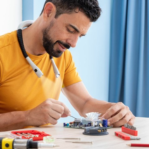 Akumulatorowa lampka do czytania na szyję Neddrer InnovaGoods Akumulatorowa lampka do czytania na szyję Neddrer InnovaGoods
