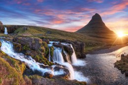 Obraz Wieloczęściowy Góra Kirkjufell Z Wodospadami