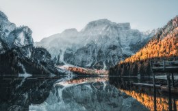 Obraz Wieloczęściowy Włoskie Jezioro Braies 3D