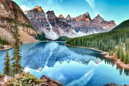 Obraz Wieloczęściowy Jezioro Moraine W Parku Narodowym Banff, Kanada