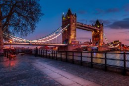 Obraz Wieloczęściowy Tower Bridge W Londynie O Zachodzie Słońca