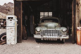 Obraz Wieloczęściowy Stary Samochód W Stylu Vintage