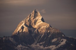 Obraz Wieloczęściowy Himalajski Szczyt W Nepalu