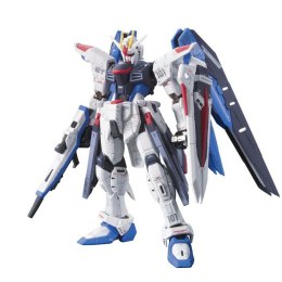 Figurka Dekoracyjna Bandai FREEDOM GUNDAM