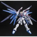 Figurka Dekoracyjna Bandai FREEDOM GUNDAM