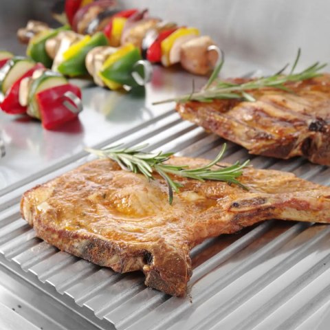 Płyta grzewcza grillowa Blue Line gładka-ryflowana do pracy ciągłej 2400W - Hendi 203156