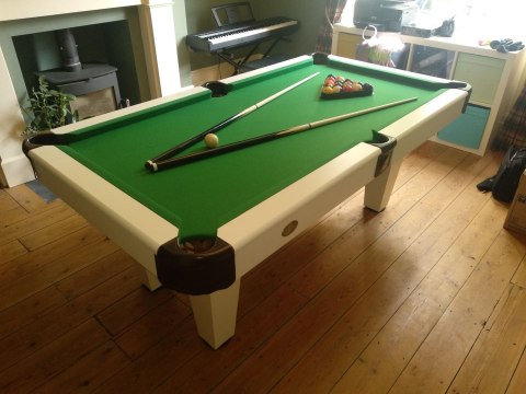 Krzesła stołowe, 4 szt., białe, drewno sosnowe