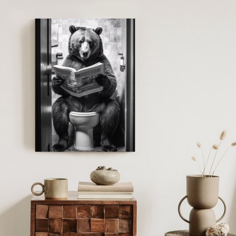 Plakat Czarno-Biały Niedźwiedź W Toalecie
