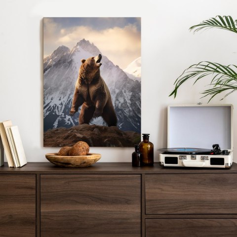 Plakat Niedźwiedź Grizzly Na Śnieżnym Paśmie Górskim