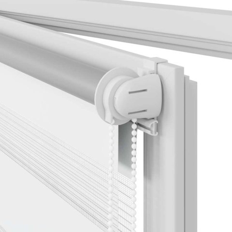 Roleta w pasy (60 x 120 cm) biała