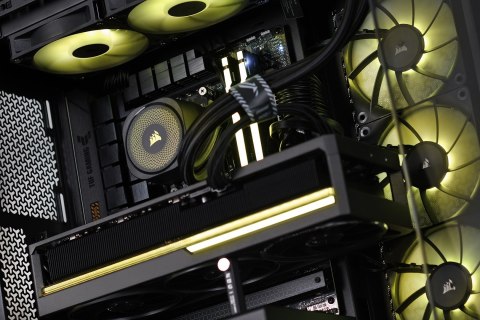 Actina iCUE 7900X/32GB/1TB/RTX5070Ti/850W