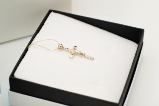 Złoty krzyżyk WXX5289