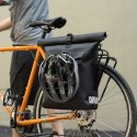 Sakwa rowerowa z funkcją plecaka wodoodporna z zaczepem na kask 18l - czarna
