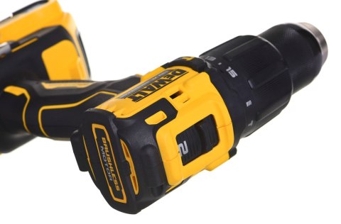 Wkrętarka udarowa 18V 2x2.0ah+ład DCD709D2T DEWALT