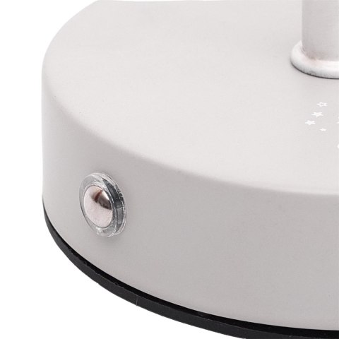 Lampa stołowa ładowana z ażurowymi gwiazdkami biała