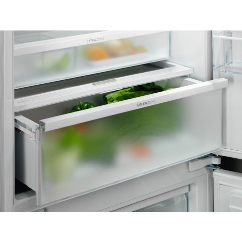 Lodówka do zabudowy ELECTROLUX KNP7TE75S (70 cm szer.)