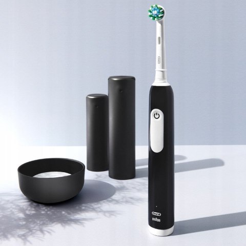 Szczoteczka Oral-B Pro1 black