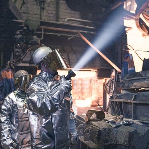 Latarka Ledlenser P18R