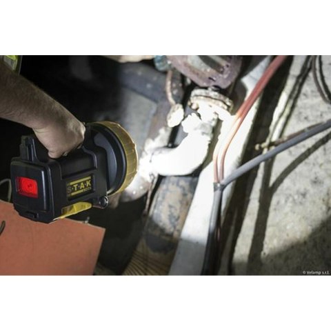 Ładowalny ręczny reflektor LED Stak CREE BULLDOG 30 W 2200 lm