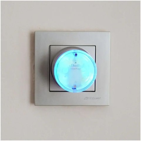Shelly Wave Plug S - Z-Wave 800 inteligentne gniazdo Black
