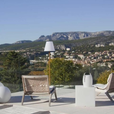 Lampa słoneczna Lumisky Biały