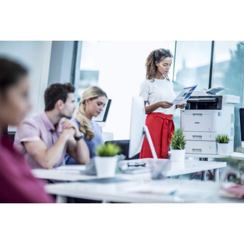 Wejście drukarki Brother LT340CL