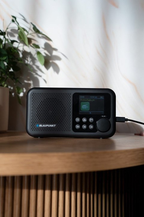 Radio przenośne BLAUPUNKT DAB DR8BK, czarny