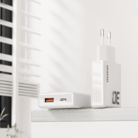 Ładowarka sieciowa GaN A30EUL 30W USB-A USB-C + kabel USB-C - Lightning - biała