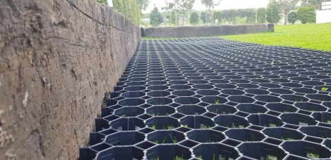 Płytka trawnikowa 50 x 50 x 4 cm, czarna