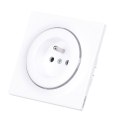 Inteligentne gniazdko FIBARO Walli Outlet Type E, białe (FGWOE-011)