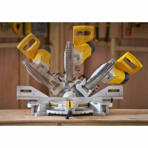 Piła koronowa Stanley SM1800-QS