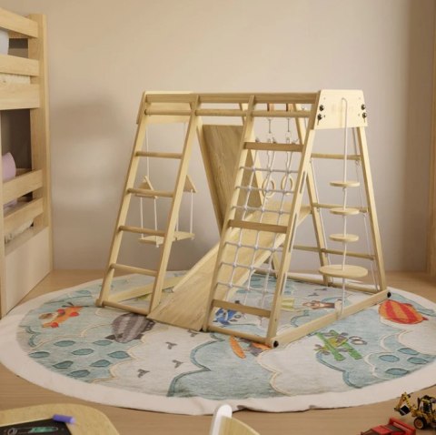 Drewniany plac zabaw do domu dla dzieci ze zjeżdżalnią