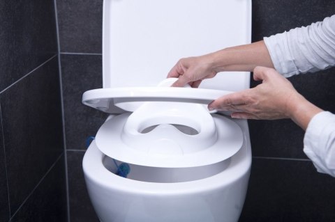 Nakładka na toaletę Rotho babydesign szara, ergonomiczna